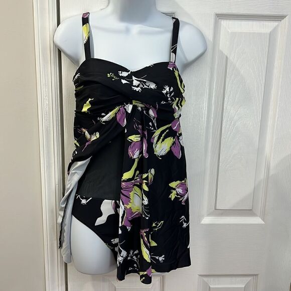 NWT NICOLE MILLER 1 pc swimdress Style twisted bandeau flyaway Sz S - Picture 1 of 7